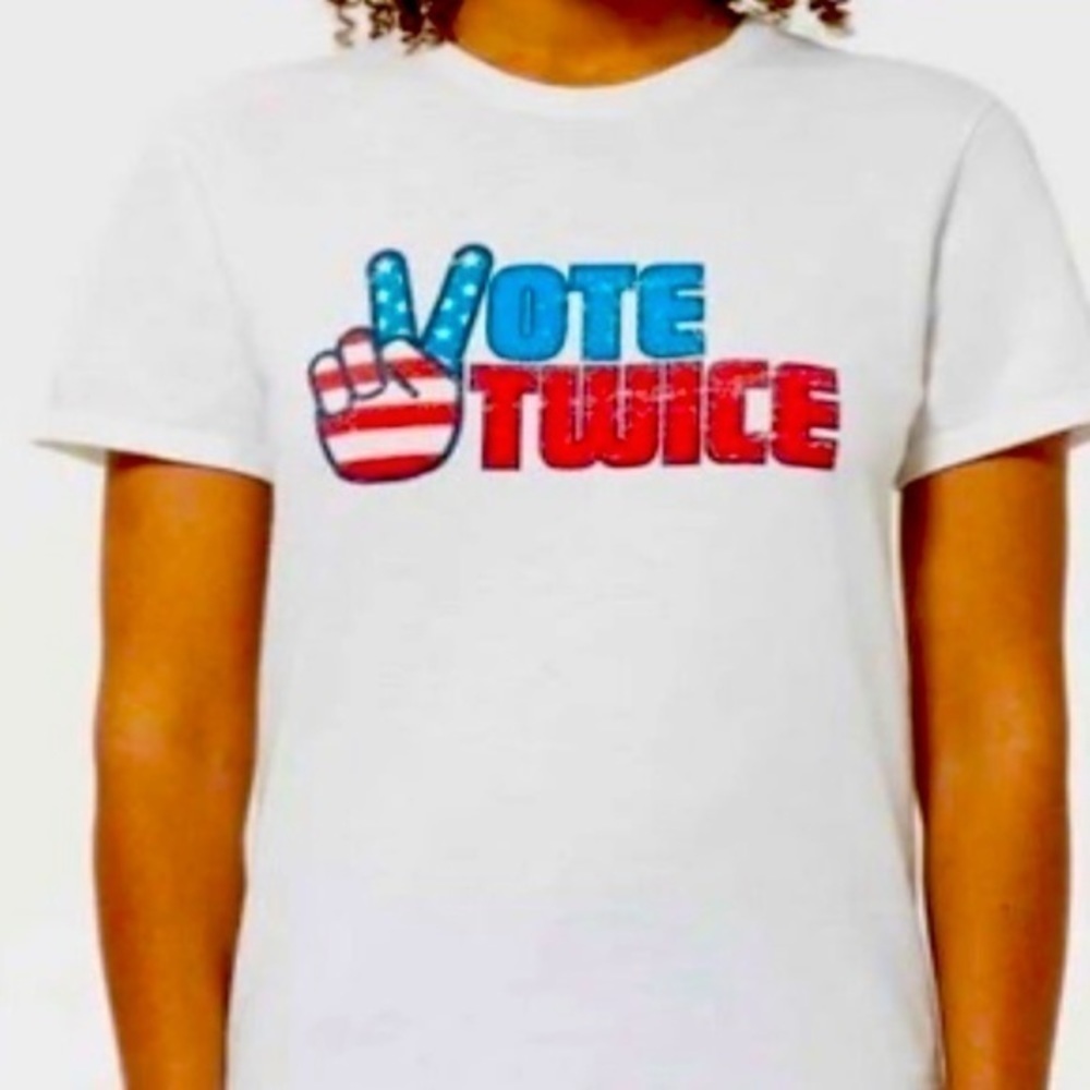 Rebecca Minkoff Vote Twice 2018 Primary USA Election Cosmopolitan Tee Small NEW
